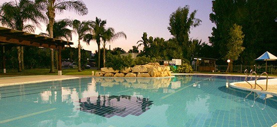 nof-ginosar-hote-pool